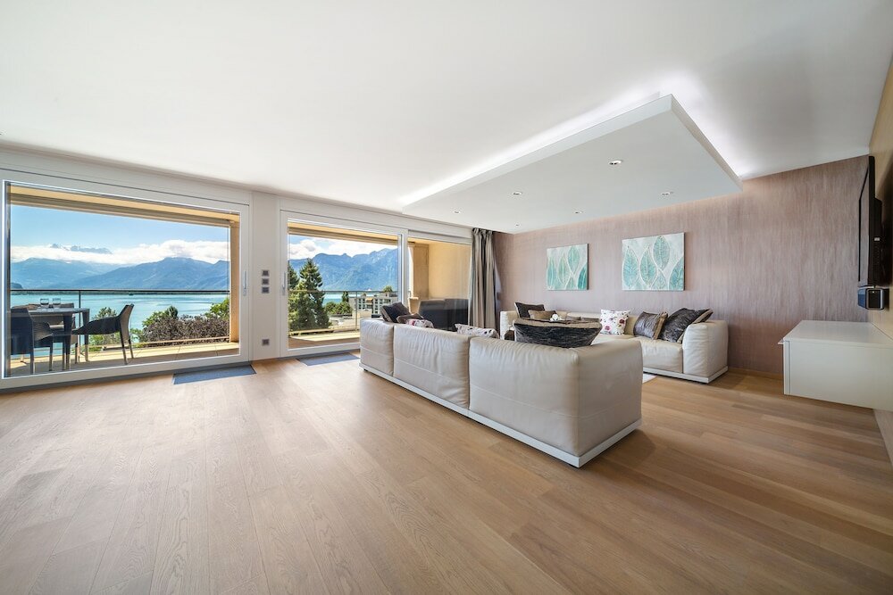 Фото Montreux Panoramic Views 4bd Apartment