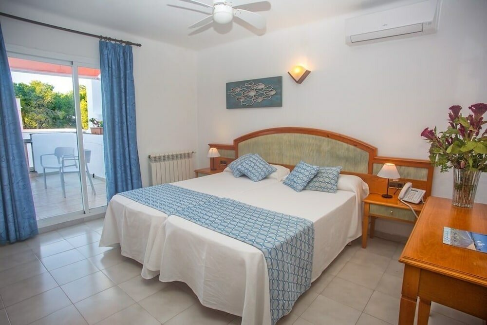 Фото Hotel Martorell