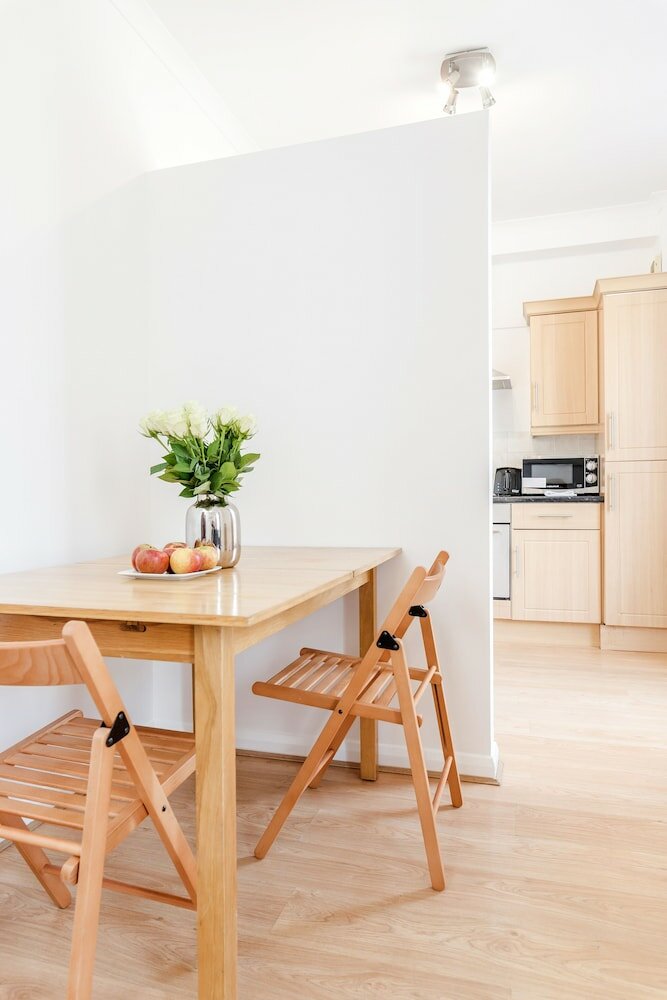 Фото Kings Road Apartments