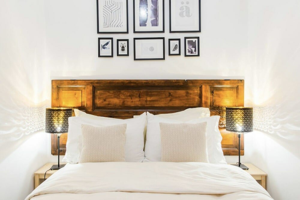 Фото Esquiline Suites