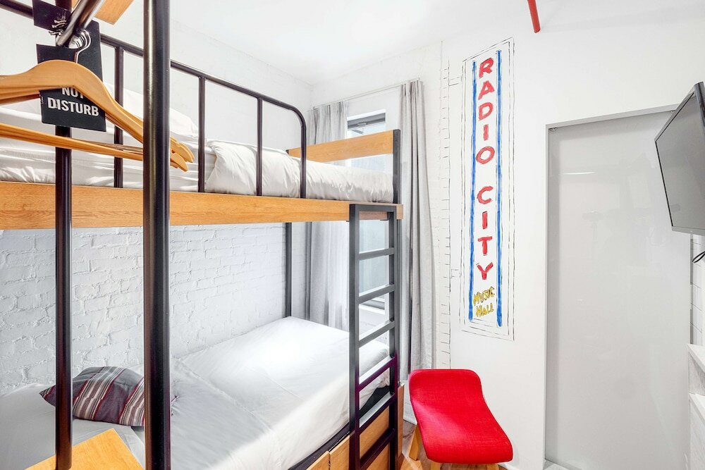 Фото BeHome by LuxUrban, a Travelodge by Wyndham