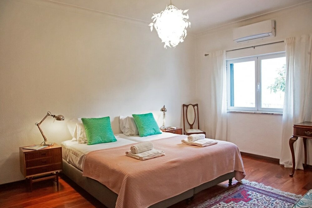 Фото Fig Tree Family House w 4 Bedrooms, Garden & Pool