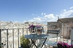 Lo Scorcio suite con vista sui Sassi (Matera, Via Domenico Ridola, 2), short-term housing rental