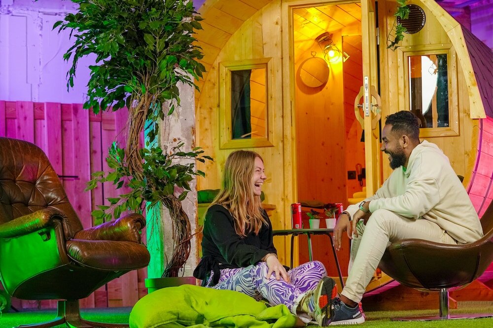 Фото Outside Inn