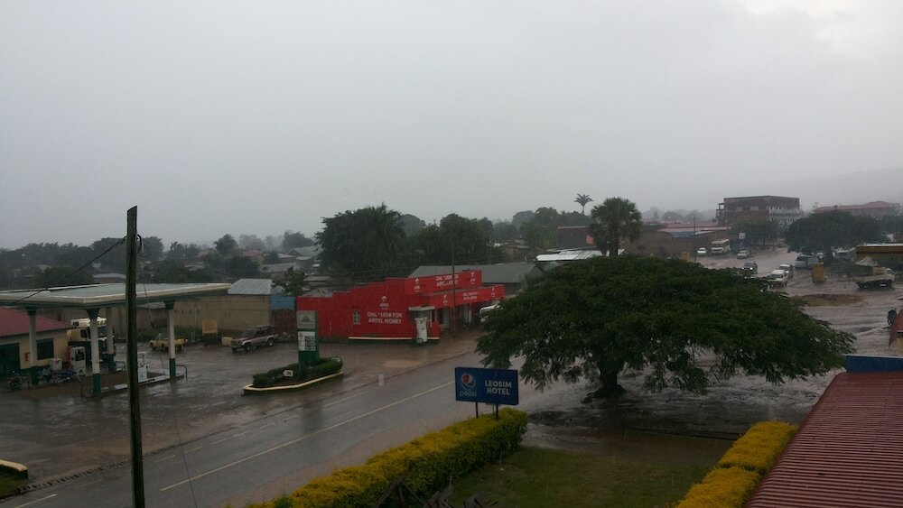 Фото Leosim Hotel Nebbi