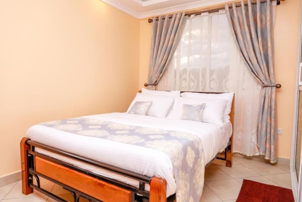 Фото Triplinq Hotel & Resort