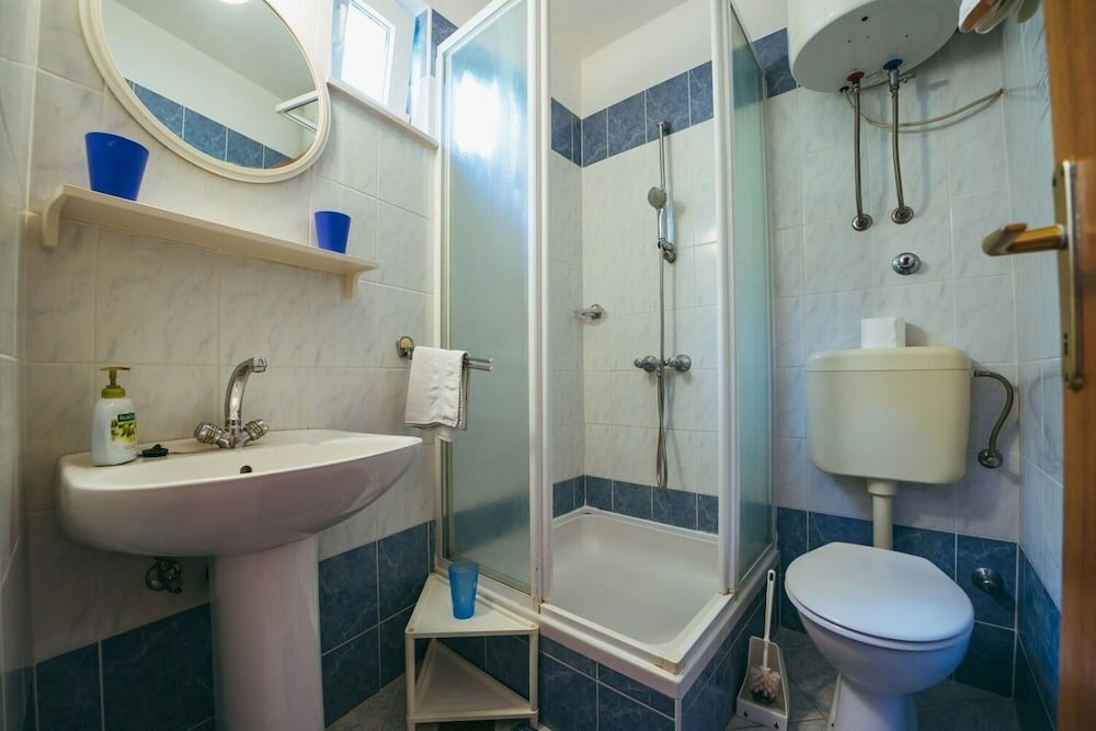 Фото Lovre - Close to the sea - A3