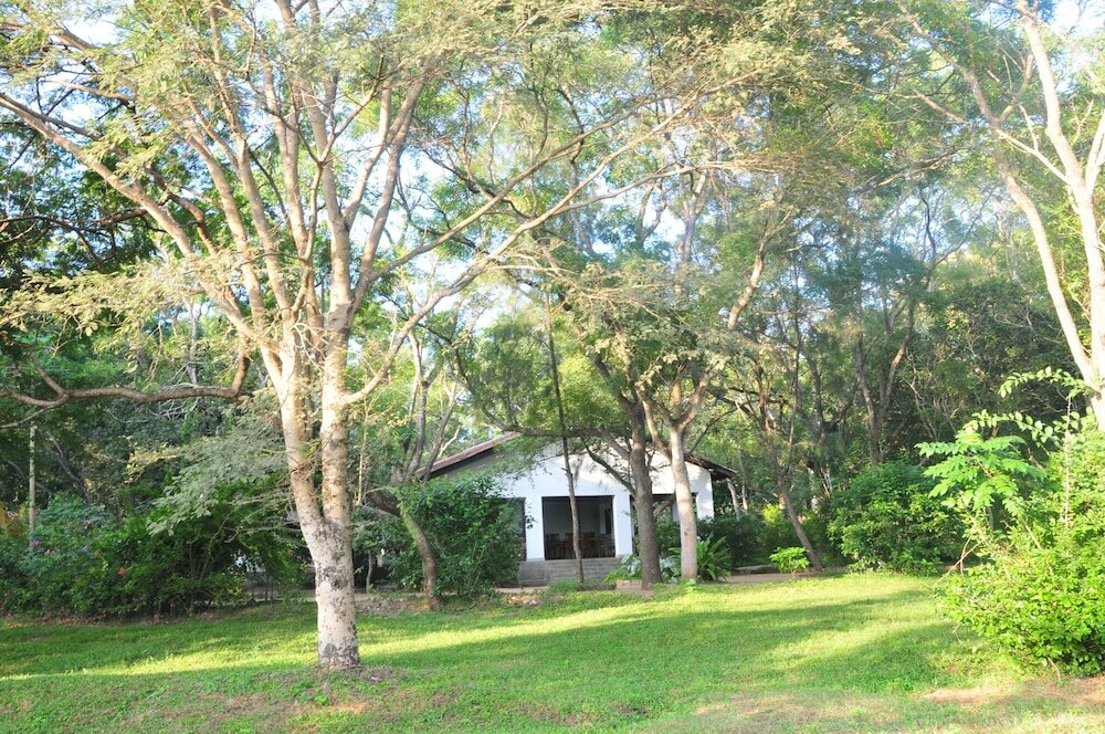 Фото Water's Edge Anuradhapura