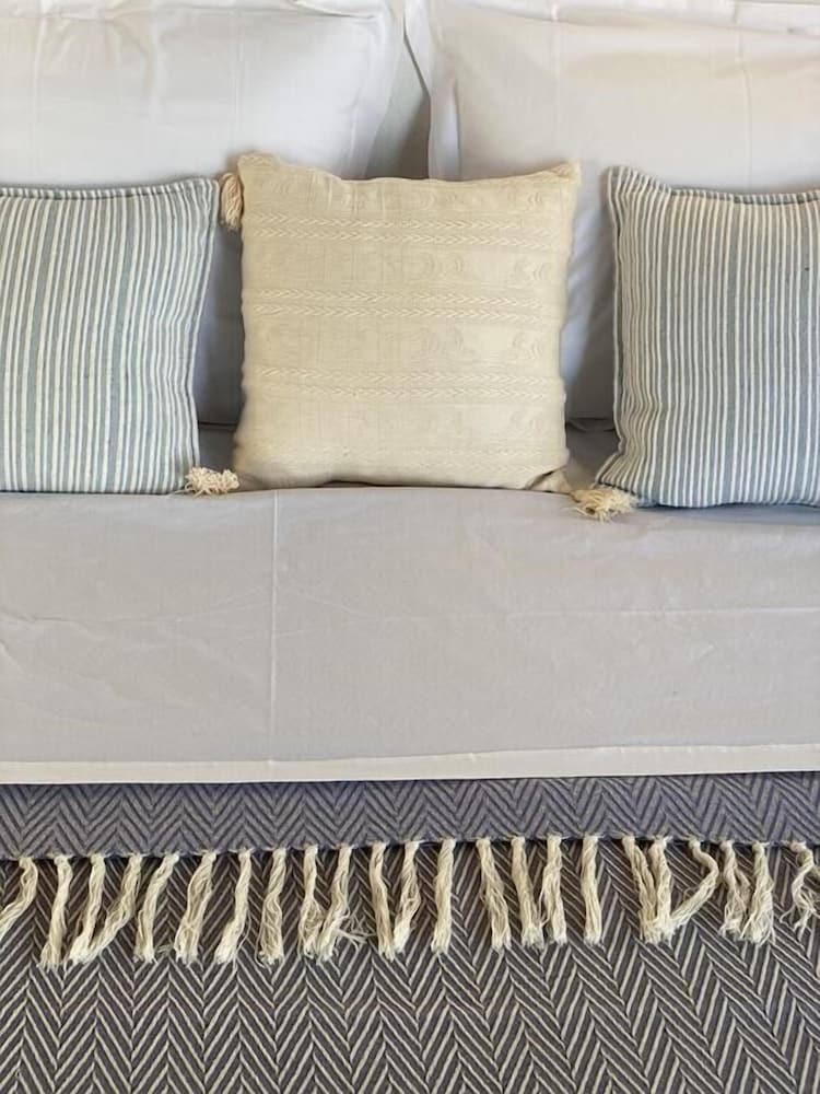 Фото Azure Blue Studios