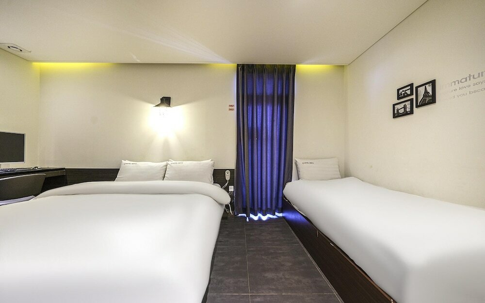 Фото Hotel Hertz