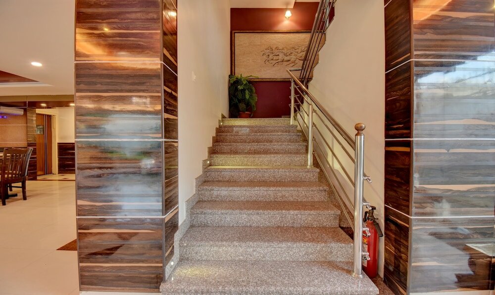 Фото  Treebo Raj Elegance Manyata Tech Park