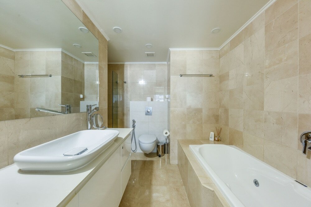 Фото Deluxe 2 Bedroom Apartment in Herzylia