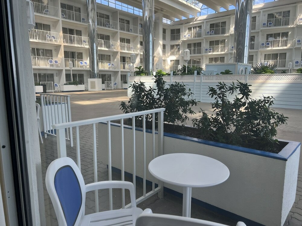 Фото Princess Royale Oceanfront Resort