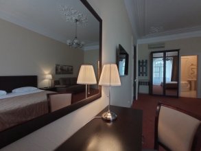 Фото Соната у Дворцовой