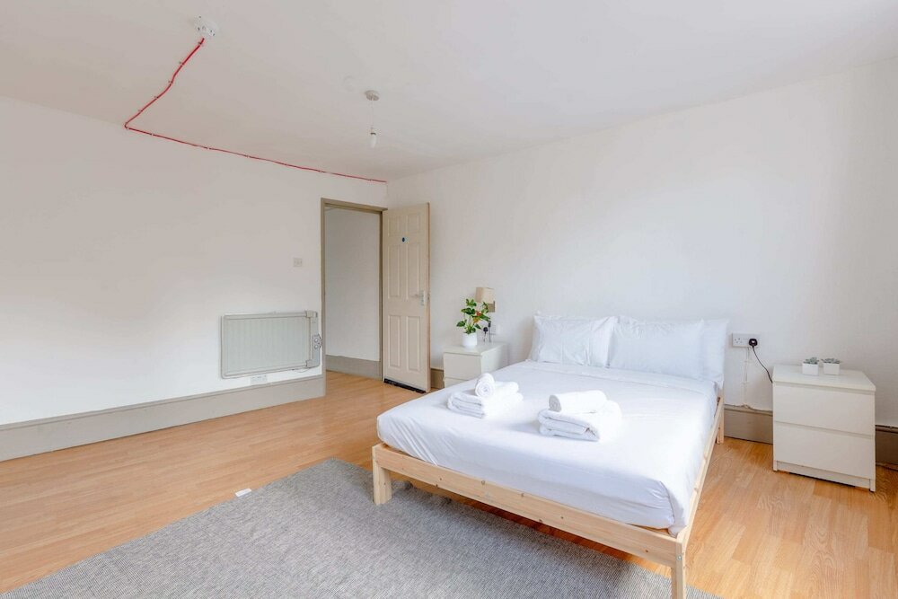 Фото 2bd Flat With Private Balcony - Shoreditch