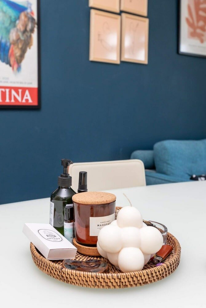 Фото Peaceful & Vibrant 1bd Flat W/balcony- Bow Common!