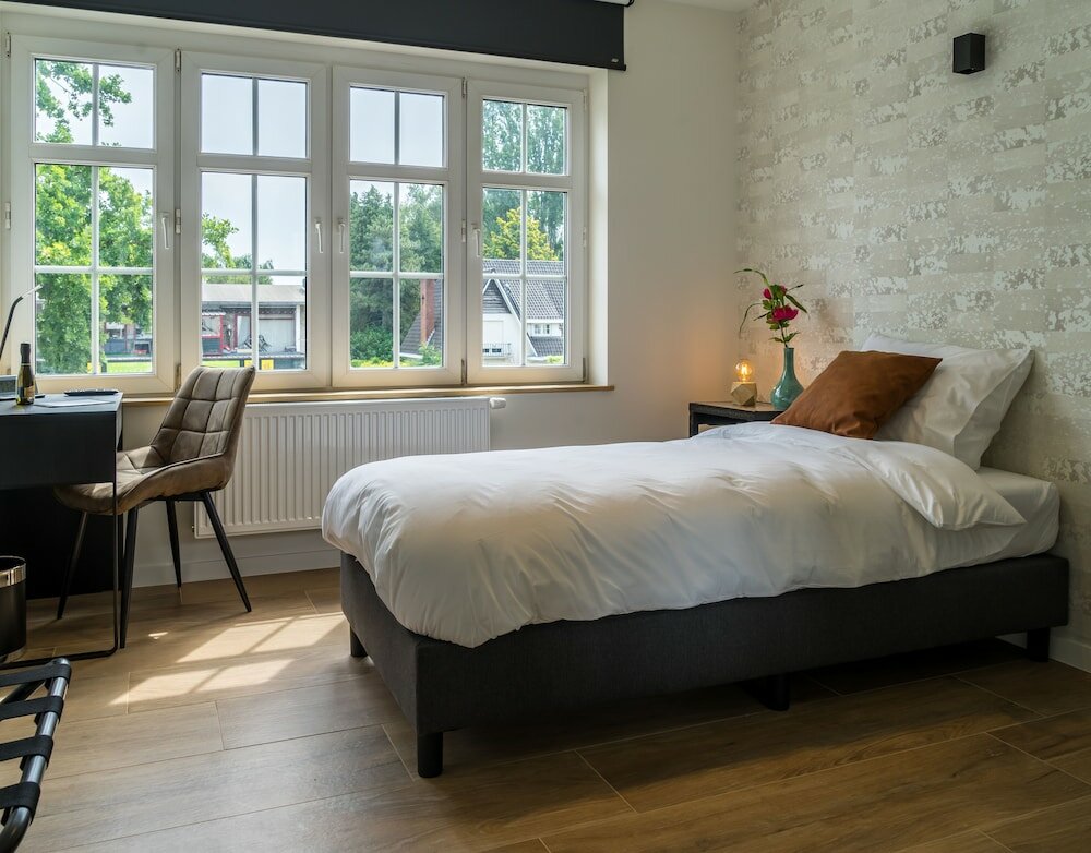 Фото Hotel Huron