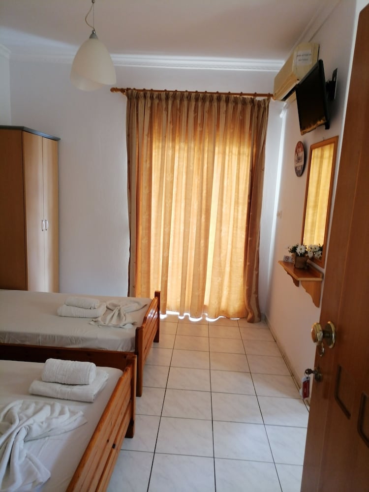 Фото Hotel Exarhos