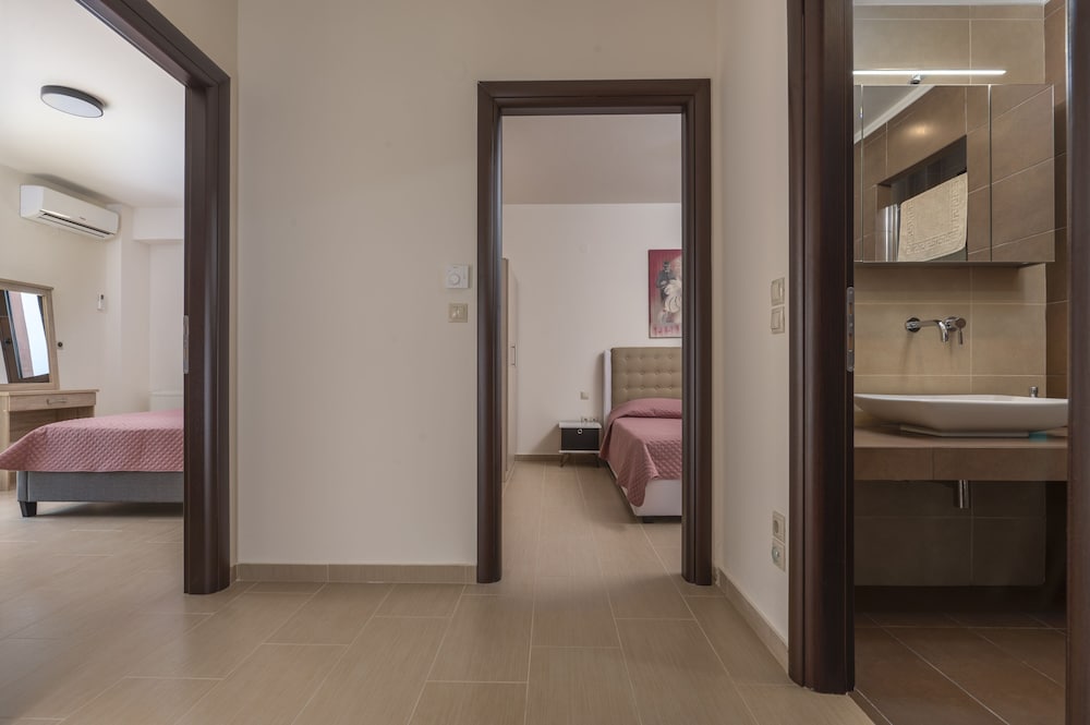 Фото Orange Tree Villas