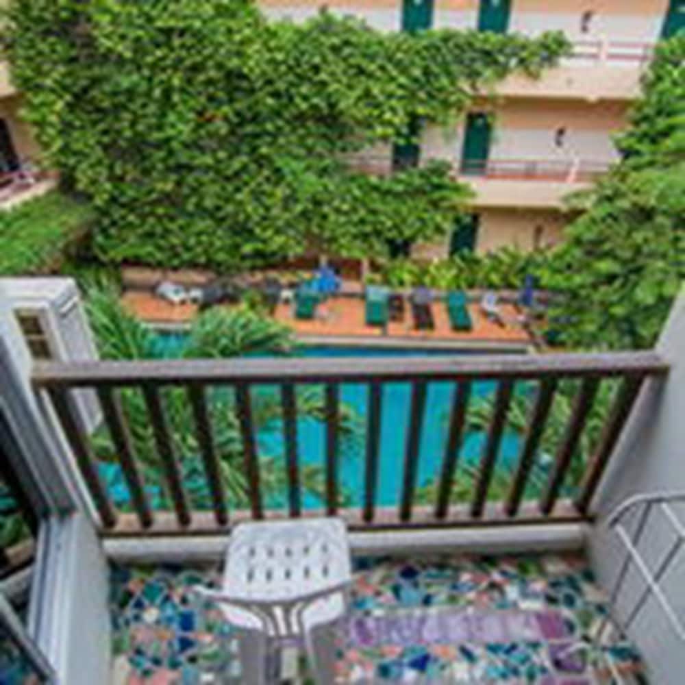 Фото Sutus Court 2