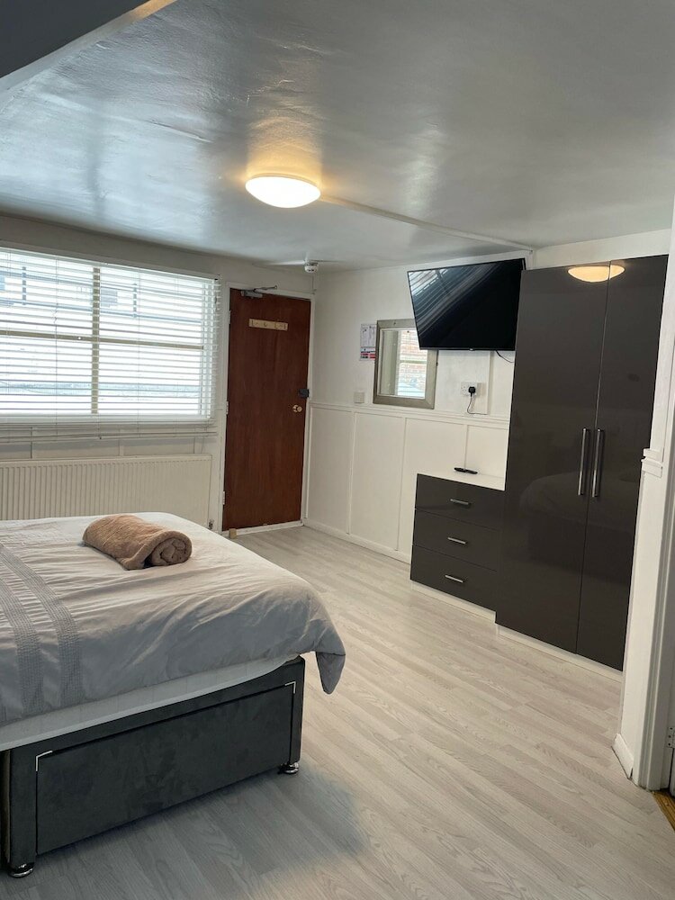 Фото New George Hotel