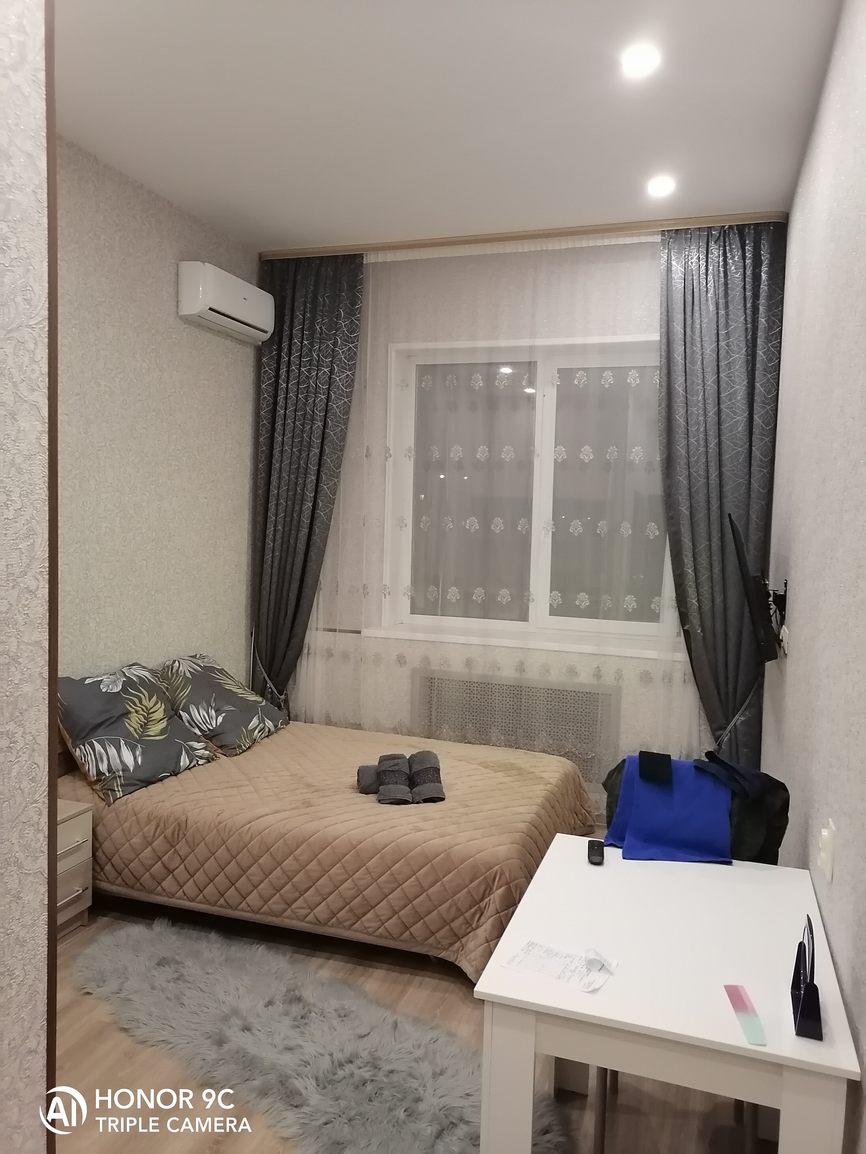 Фото Отель Люкс