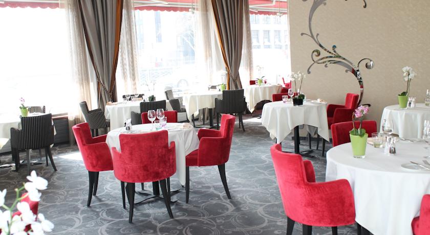 Фото The Ambassador