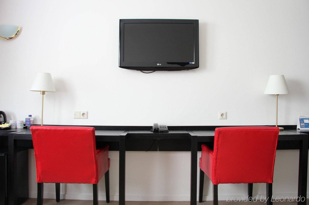 Фото Bastion Hotel Amsterdam Airport