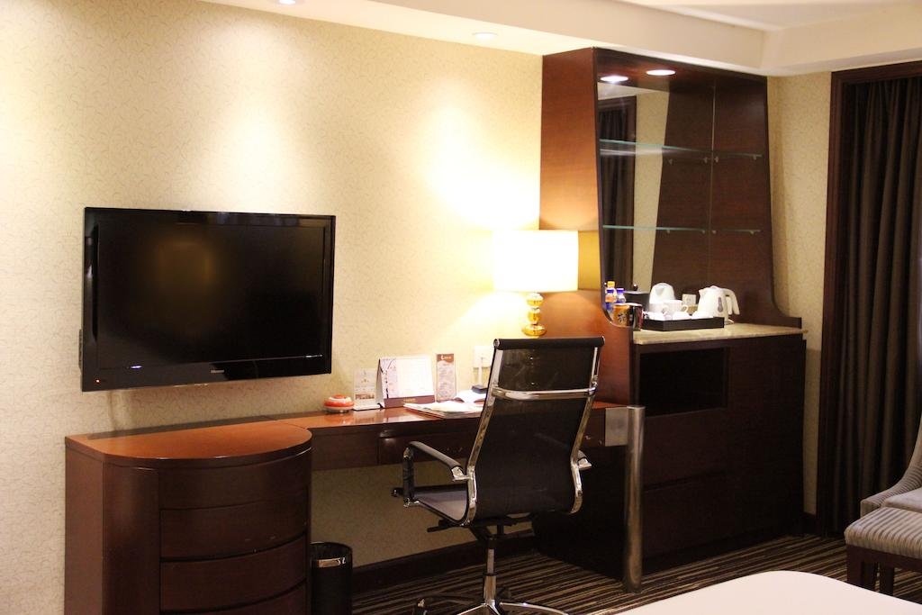 Фото Leeden Hotel Chengdu