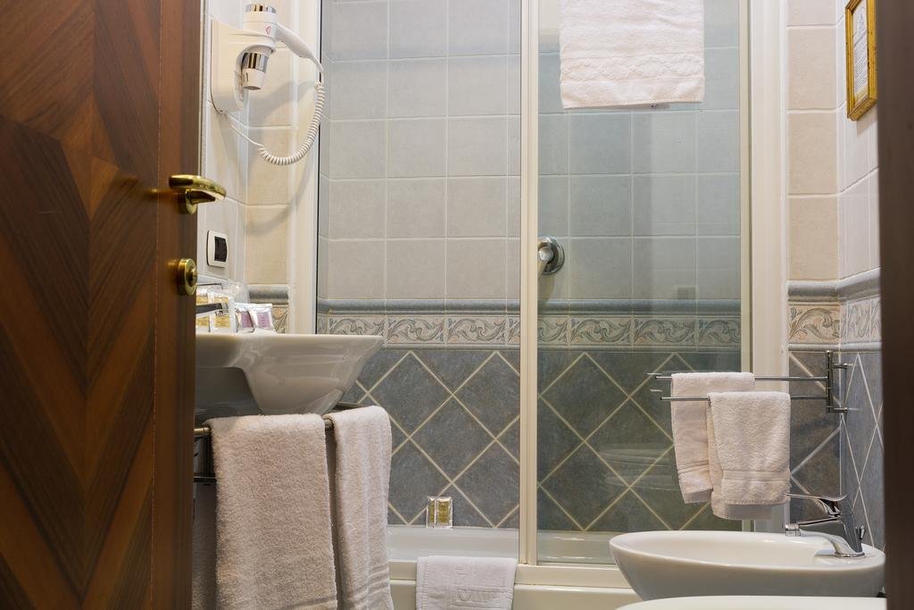 Фото Hotel Les Chambres D'Or