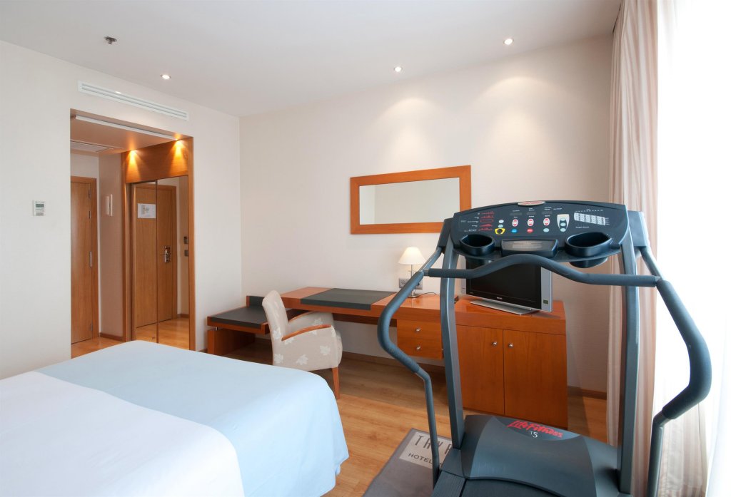 Фото Hotel Valencia Oceanic Affiliated by Meliá