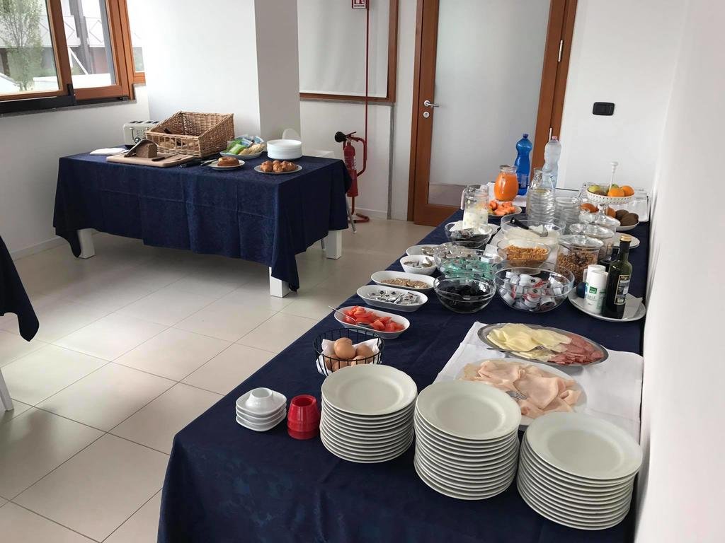 Фото Aparthotel Capitol