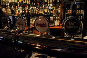 Jameson Pub (Novouralsk, ulitsa Lenina, 79) ، حانة، بار