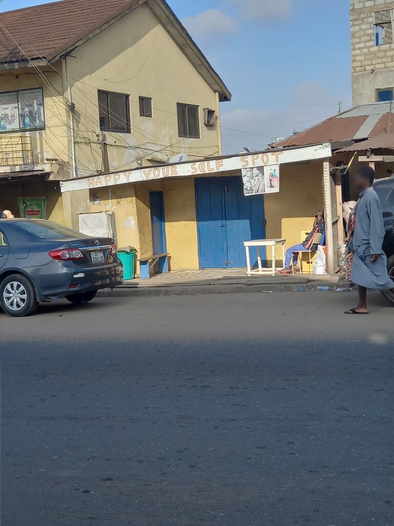 Restaurant Happy Yourself, Accra, photo