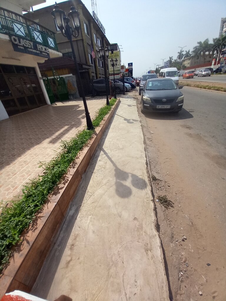 Gift and souvenir shop Classy Choice, Accra, photo