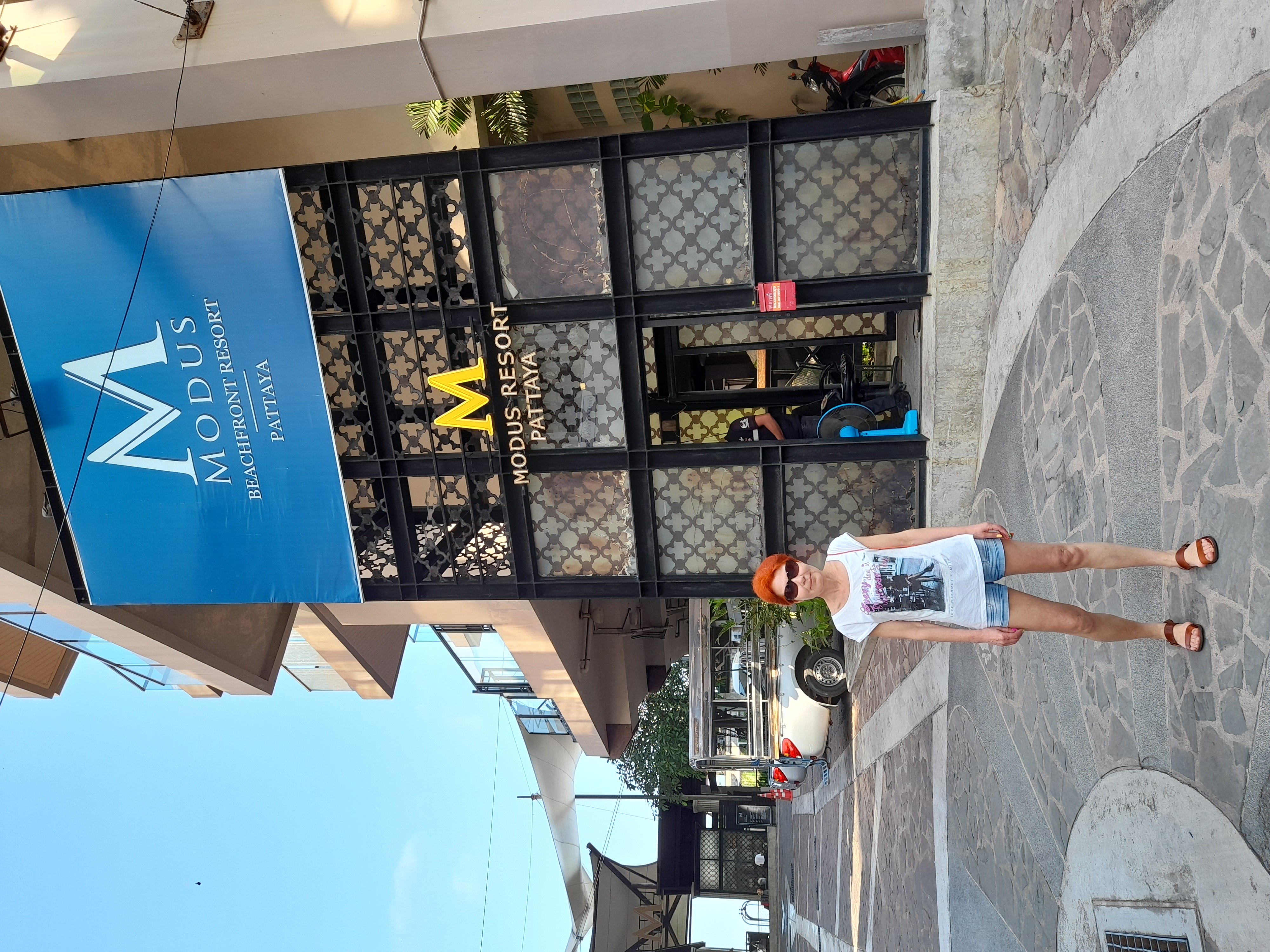 Фото Pattaya Modus Beachfront Resort