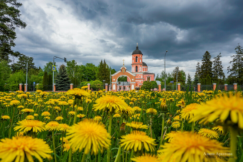 Православный храм Храм Святителя Николая Мирликийского, Зеленоград, фото