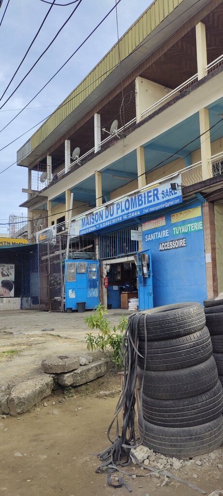 Plumbing shop La Maison du Plombier, Douala, photo