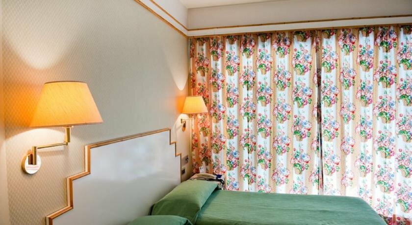 Фото Hotel President