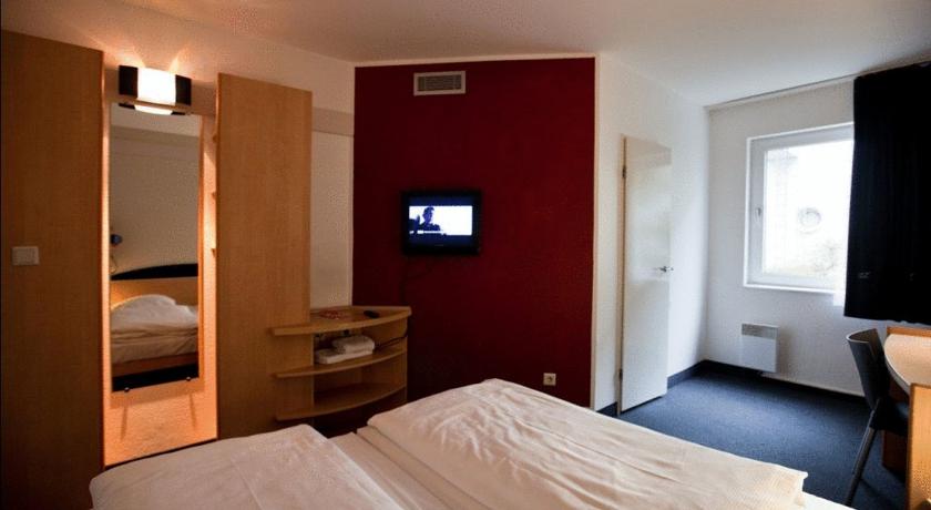 Фото Egon Hotel Hamburg City