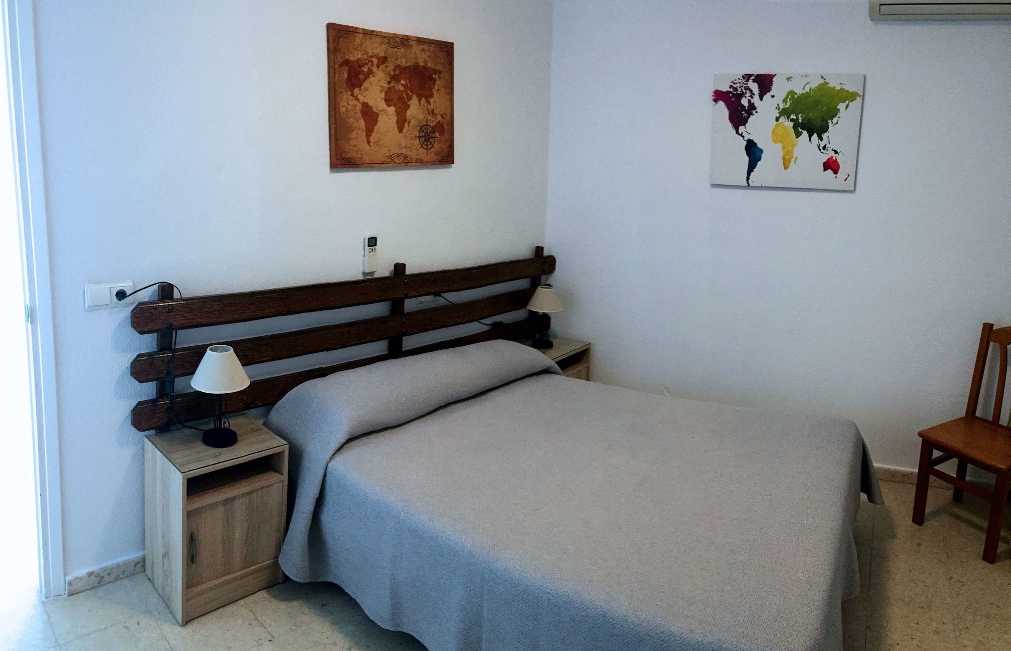 Фото Hostal La Pilarica