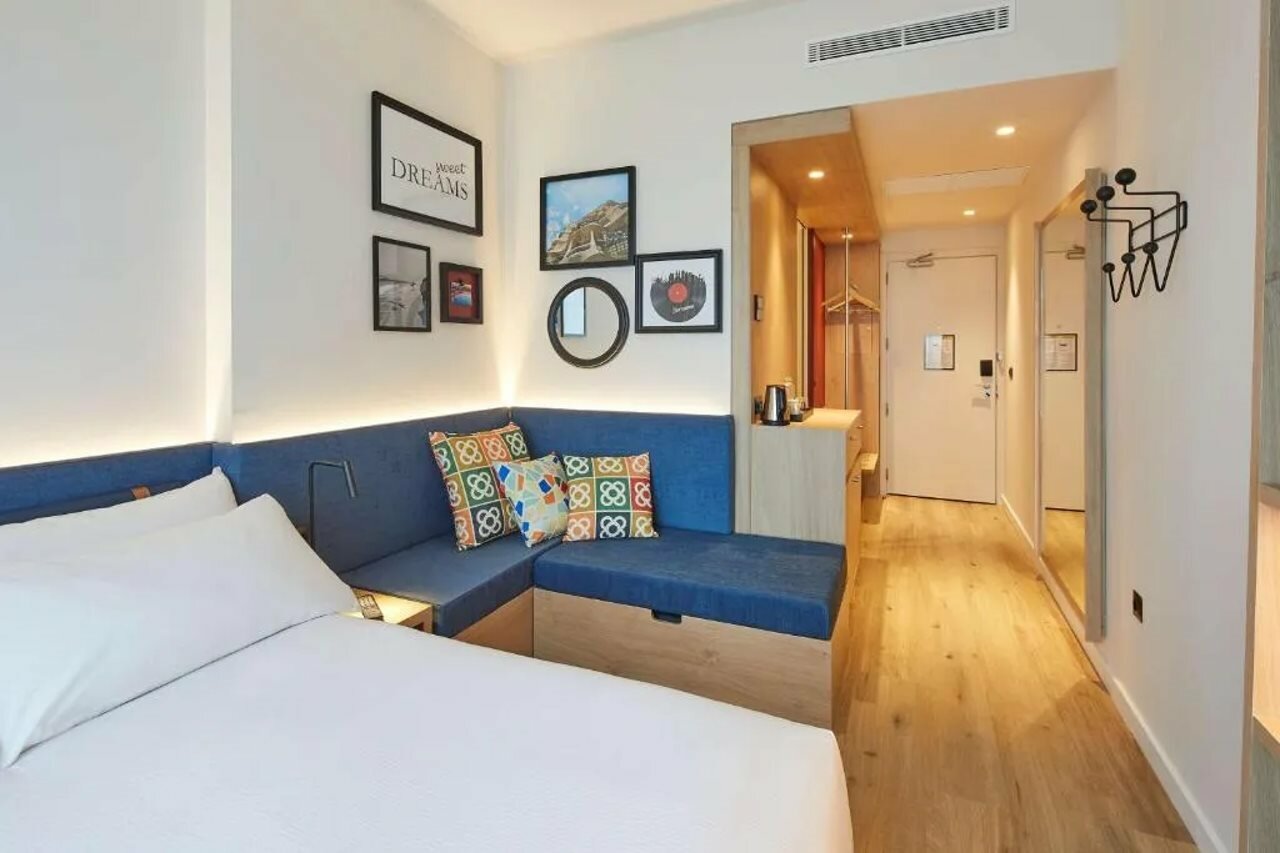 Фото Hampton by Hilton Barcelona Fira Gran VIA