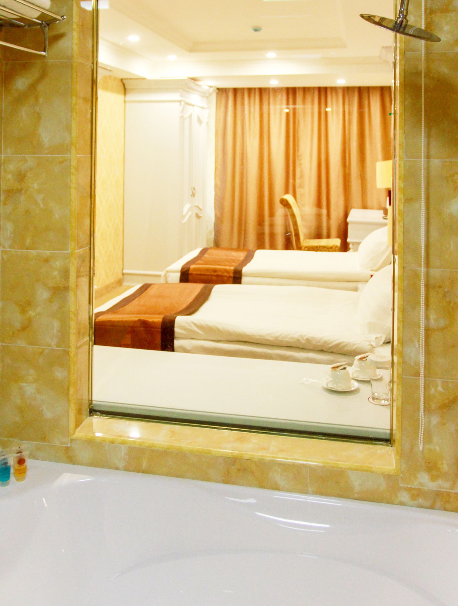 Фото Royal House Hotel 2