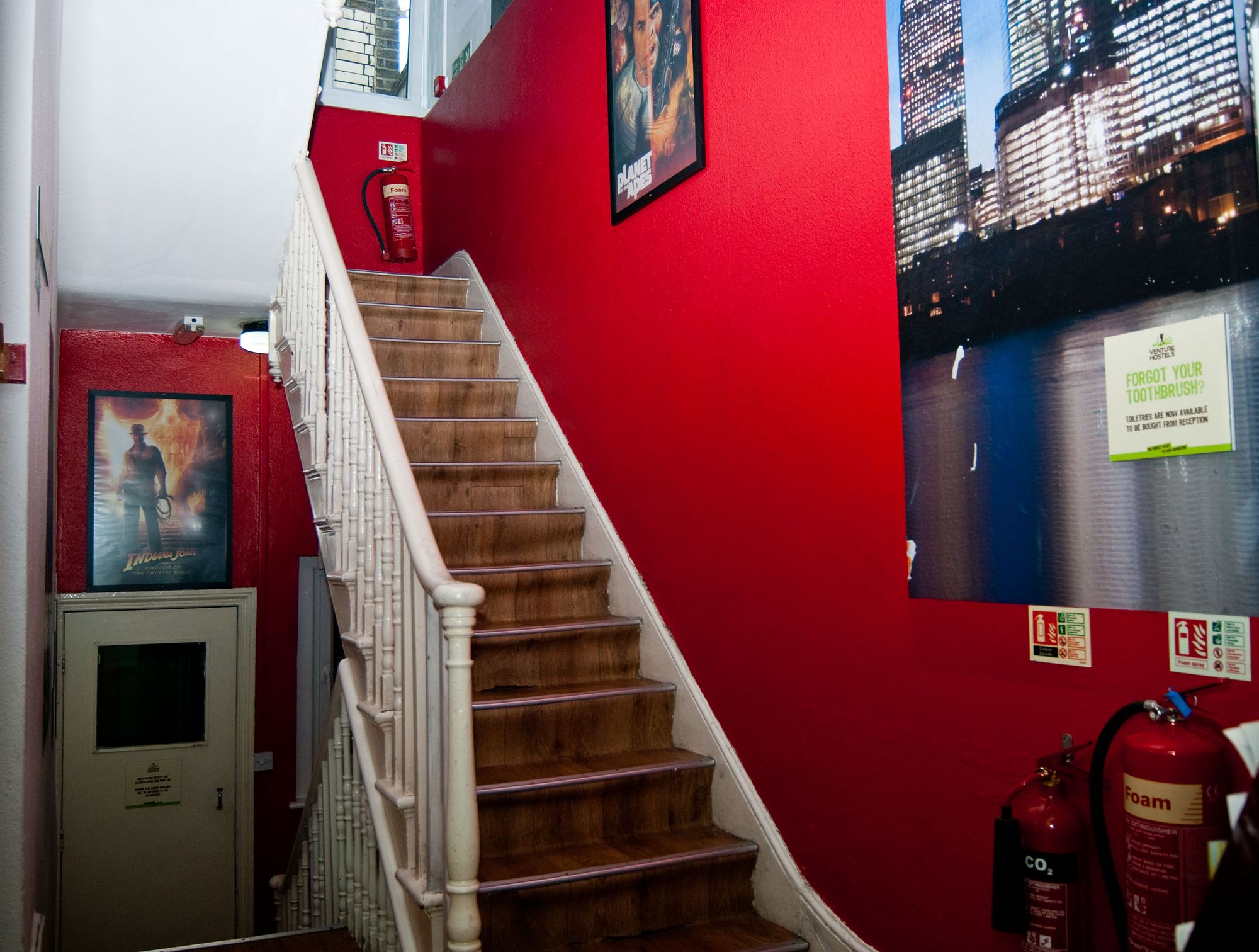 Фото Book a Bed Hostels