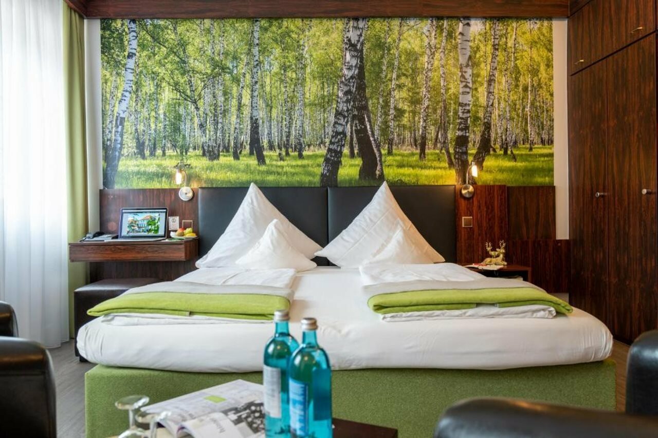 Фото Hotel Goldener Hirsch