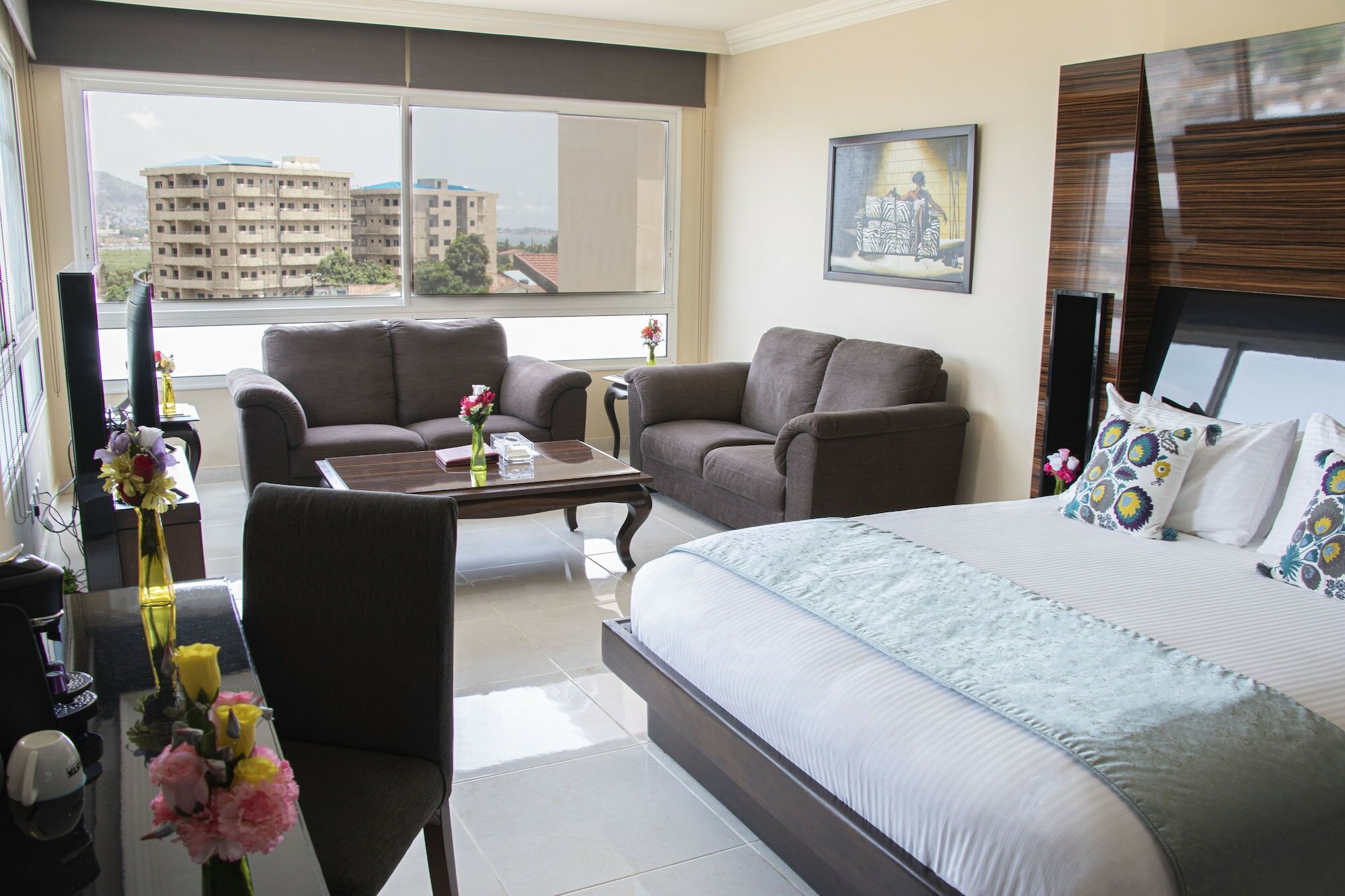 Фото Home Suites Boutique Hotel