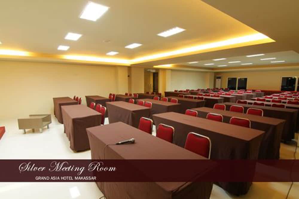 Фото Grand Asia Hotel