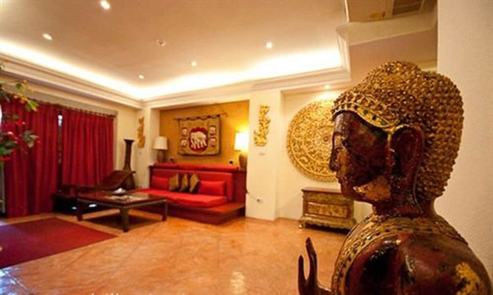 Фото Nirvana Boutique Suites 