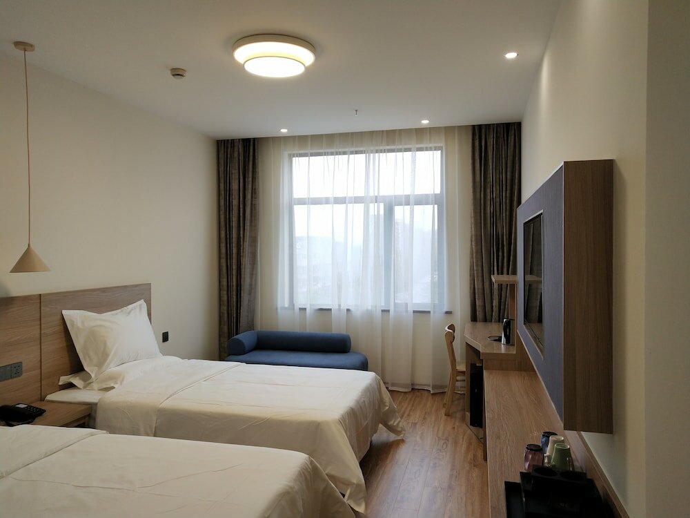 Фото Future Shangju Hotel