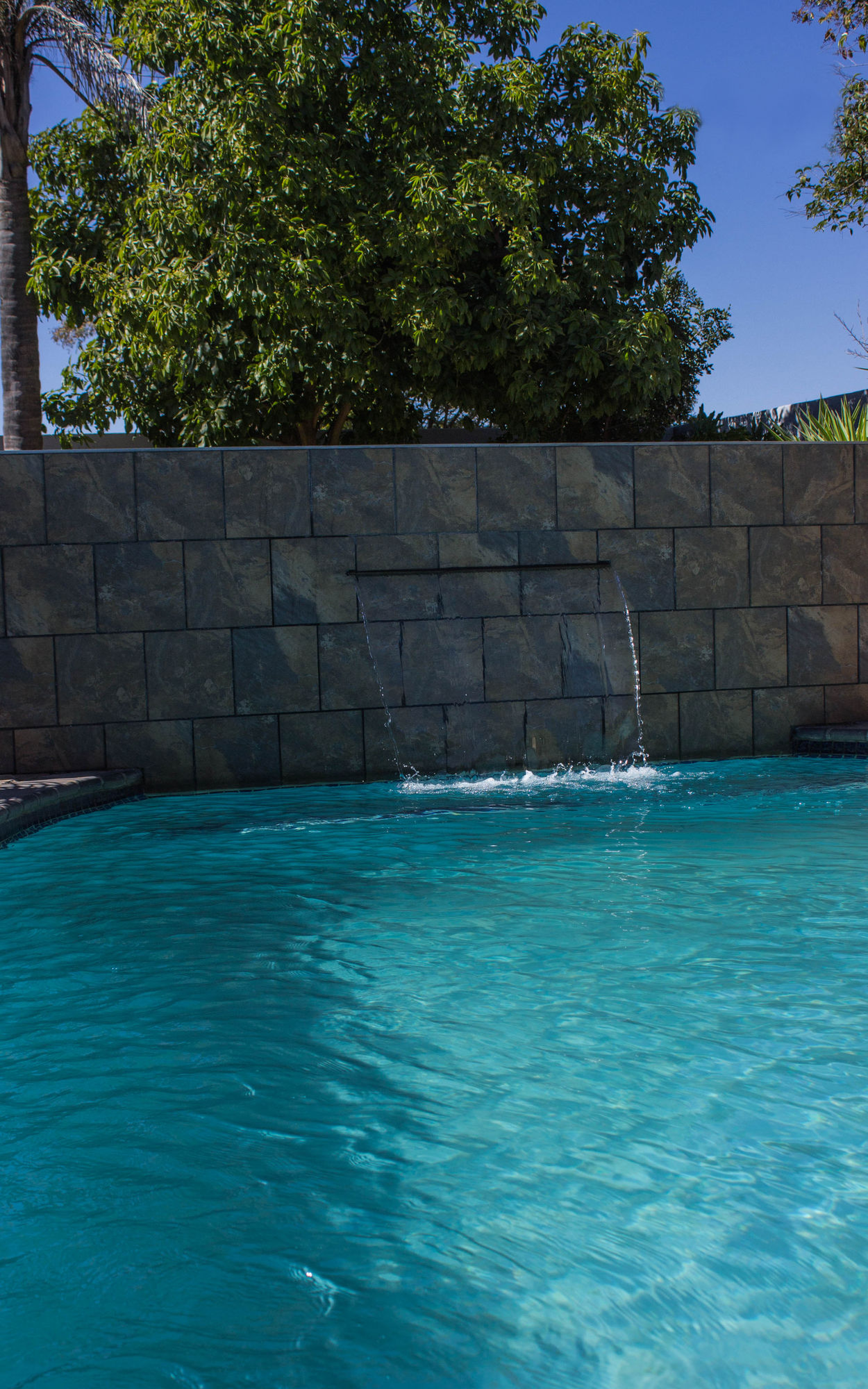 Фото Oppi Hoek Guesthouse